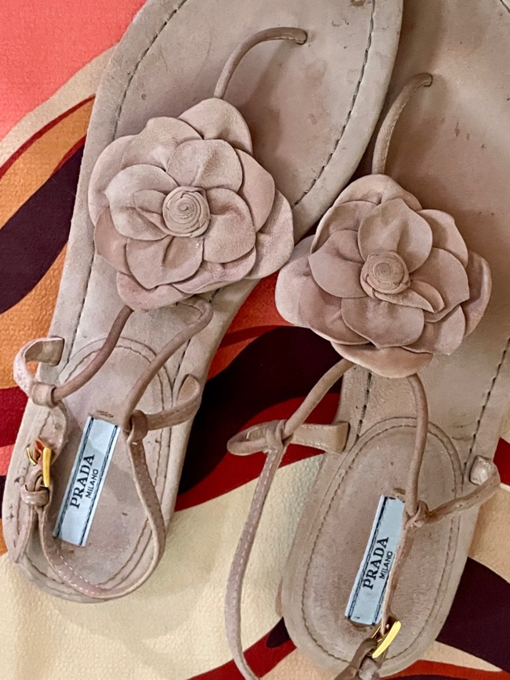 Prada | Delicate Suede Thong Slingback Sandals w/ Flower, Sz 39 / 8.5 ♥ VG! - Picture 4 of 7